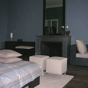 Dusk Dawn Couette-café 5*