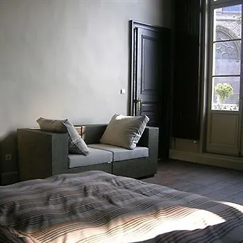 Dusk Dawn Couette-café Malines