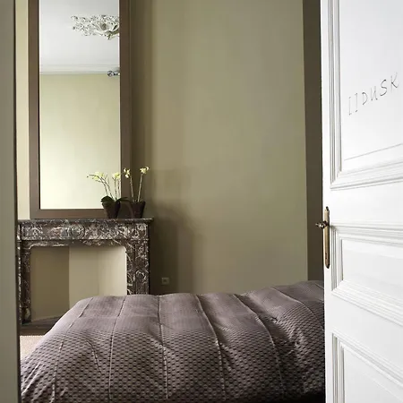 Dusk Dawn Bed & Breakfast